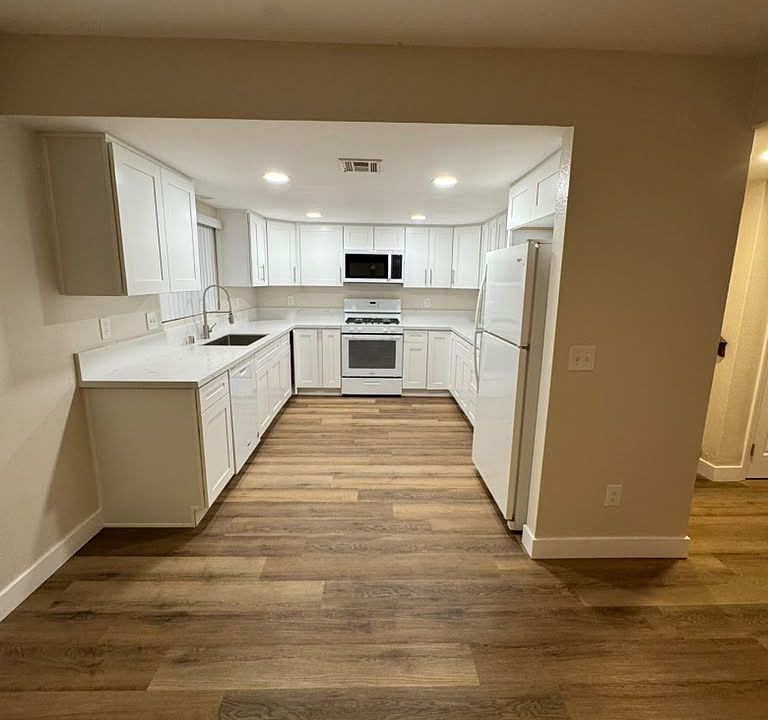 1st image of 1157 Persimmon Ave #D