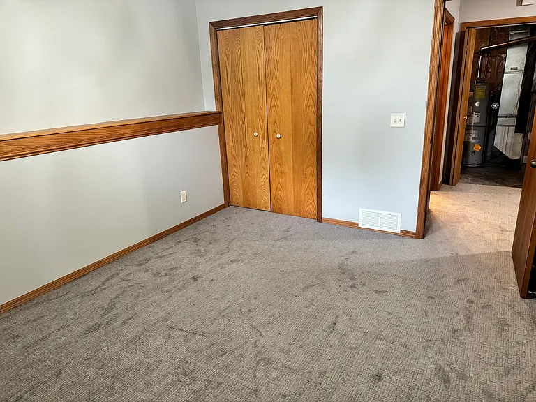630 N James Ave — Photo 13