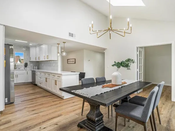 3615 Vista Bella Unit 9, Oceanside, CA 92057