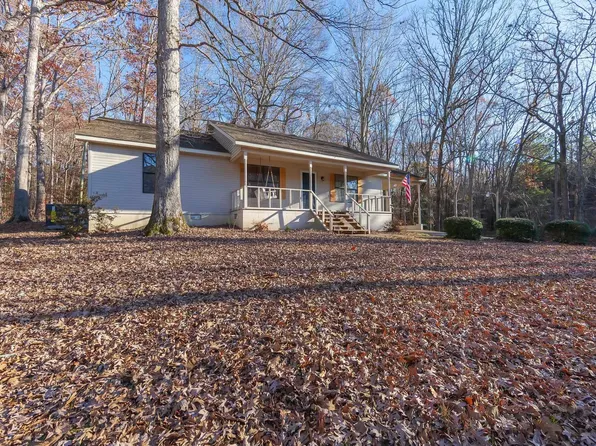 220 Cody Hill Rd, Wildersville, TN 38388