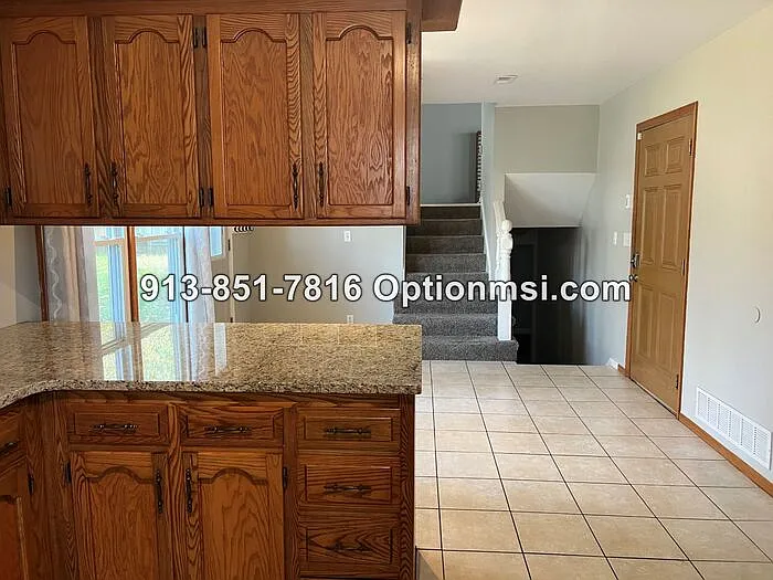 2008 E Sunvale Dr — Photo 9