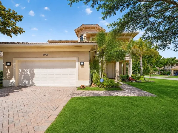 2001 Albany Ter SW, Vero Beach, FL 32968