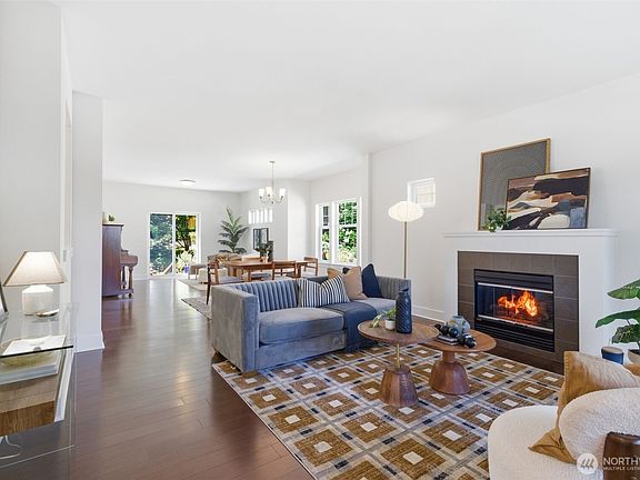 5th image of 4417 28th Avenue S
