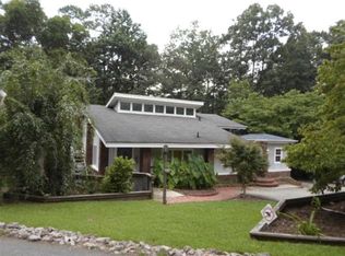 351 Harbor Trace Dr W, Sanford, NC 27332