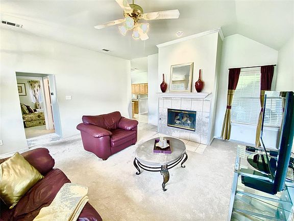 2nd image of 735 Indian Paint Dr