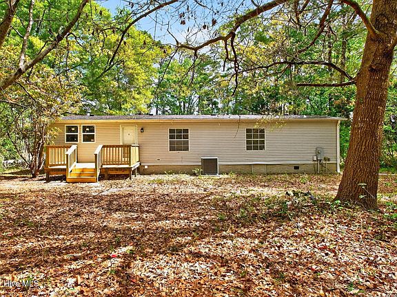 4th image of 929 Lanvale Road NE
