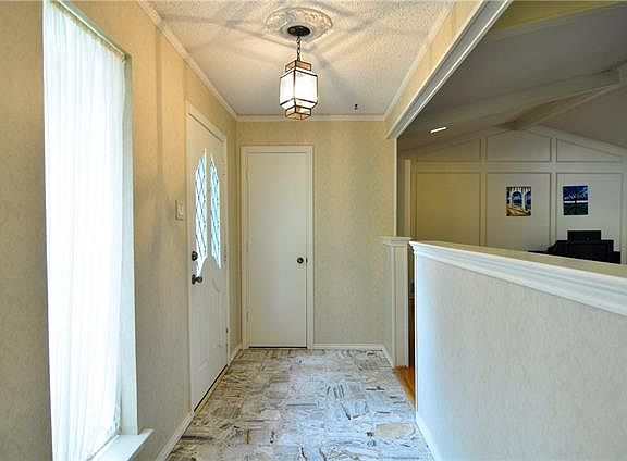 2nd image of 2004 Lake Shore Ln