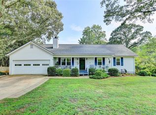 4450 Strickland Rd, Flowery Branch, GA 30542