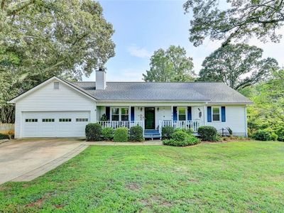 4450 Strickland Rd, Flowery Branch, GA, 30542