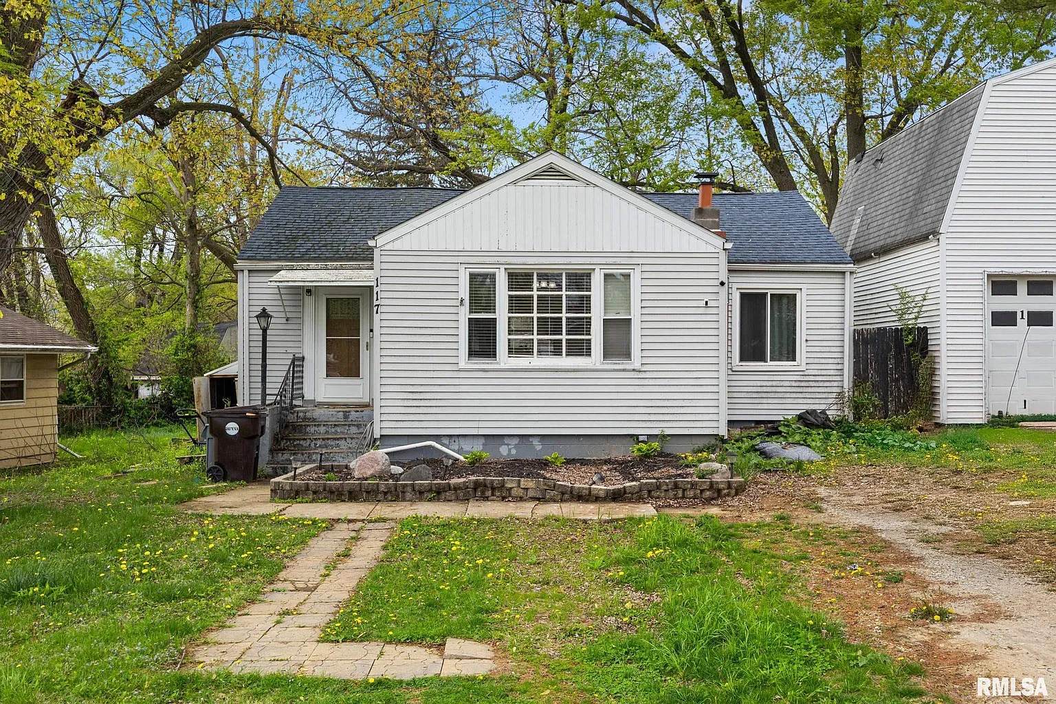 117 Homewood Ave photo 1