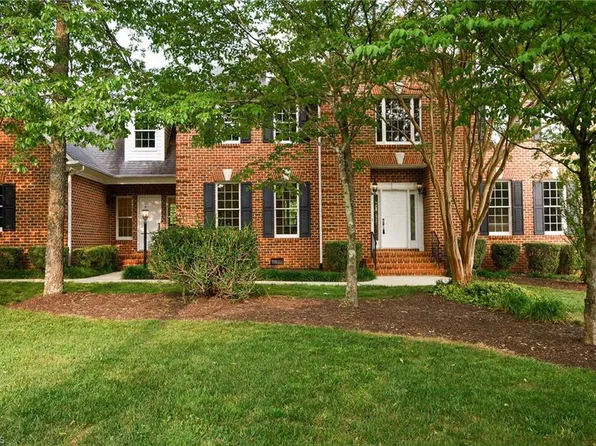 8004 Wessex Dr, Stokesdale, NC 27357