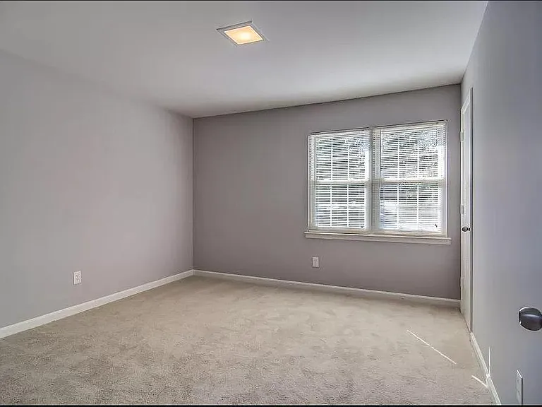 222 Brattlesboro Pl — Photo 9