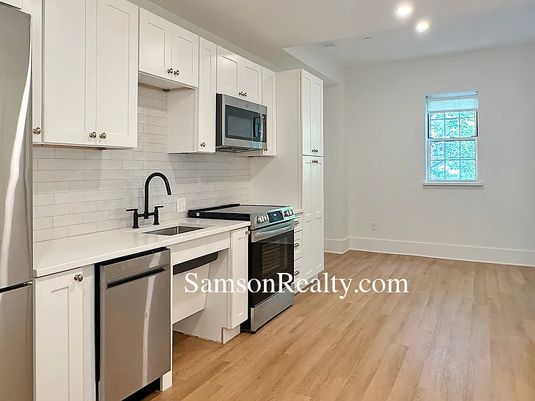 31 Hope St #210 — Photo 5