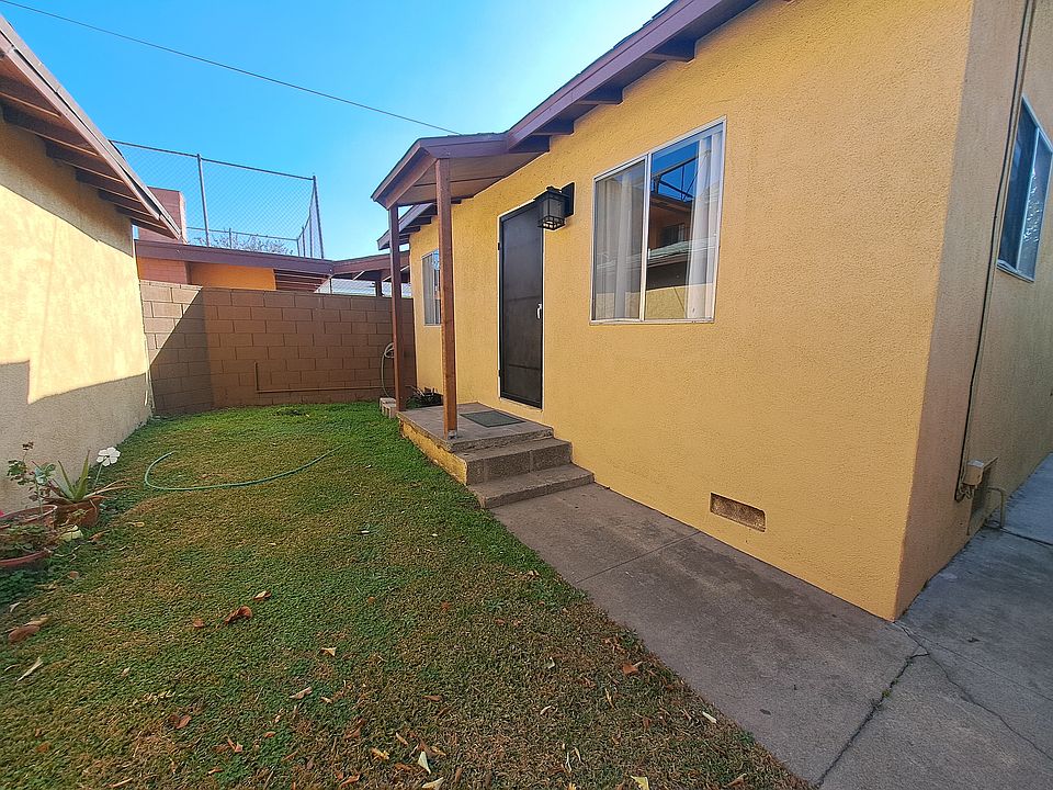 1st image of 4906 W 98th St