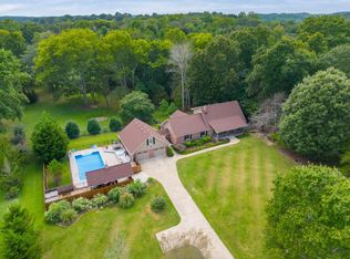 7926 Short Tail Springs Rd, Ooltewah, TN 37363