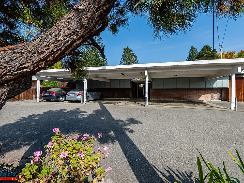 1932 Montecito Ave