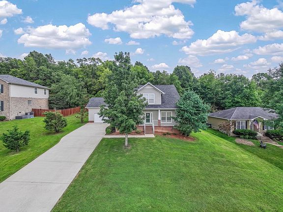 2nd image of 606 Excalibur Ct