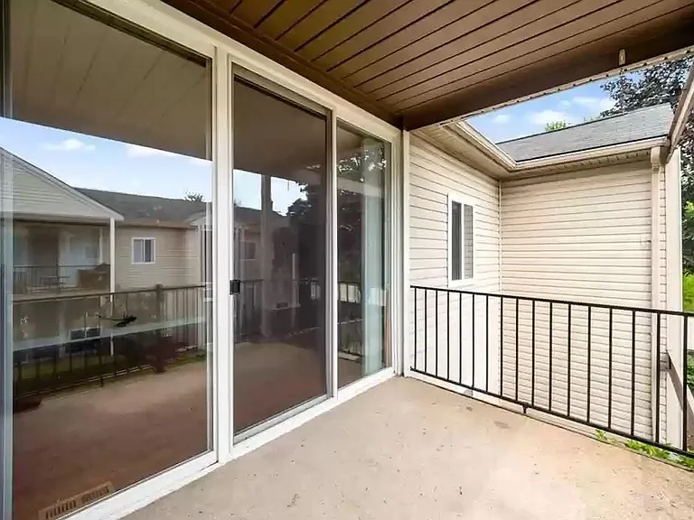 Private balcony/ patio area