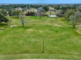 865 Mill Rd, Angleton, TX 77515