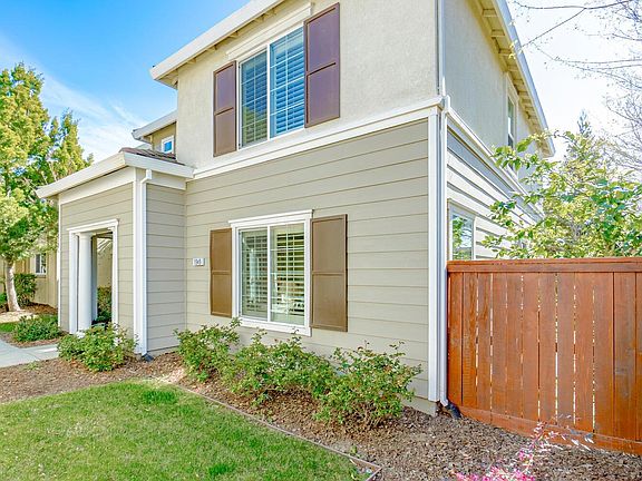 3rd image of 1949 Vallejo Ct
