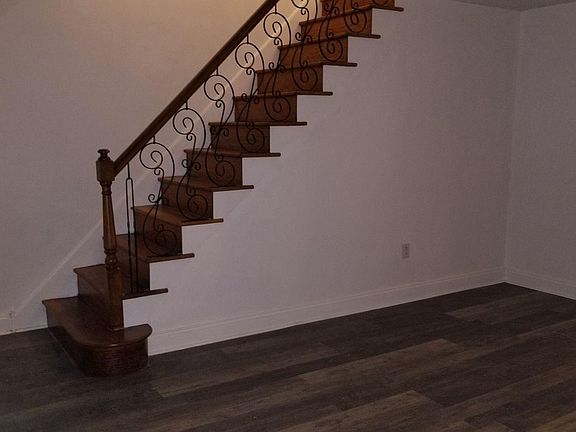 2nd image of 4407 Bleigh Ave
