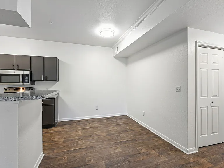 Mission Eagle Pointe — Photo 15