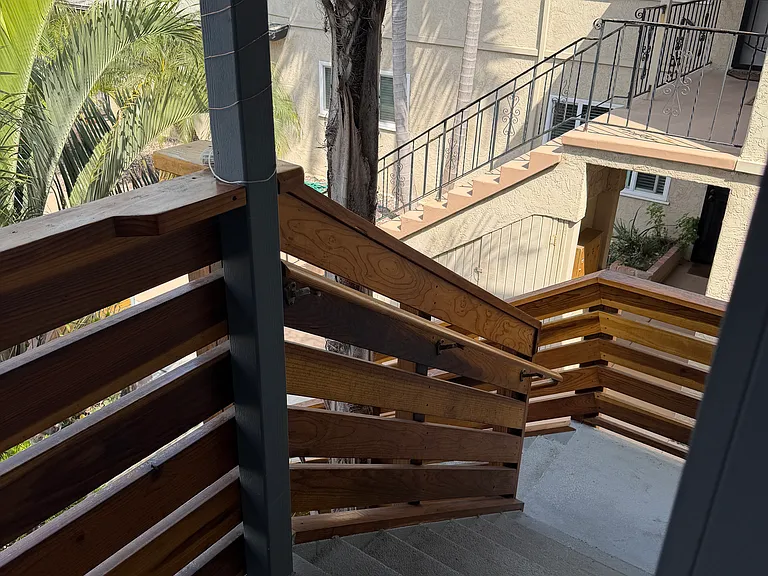 5133 Voltaire St — Photo 2