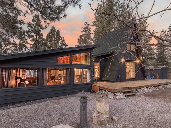 2151 Fern Ln, Big Bear City, CA 92314