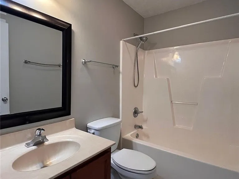 1687 Kershaw Loop — Photo 34
