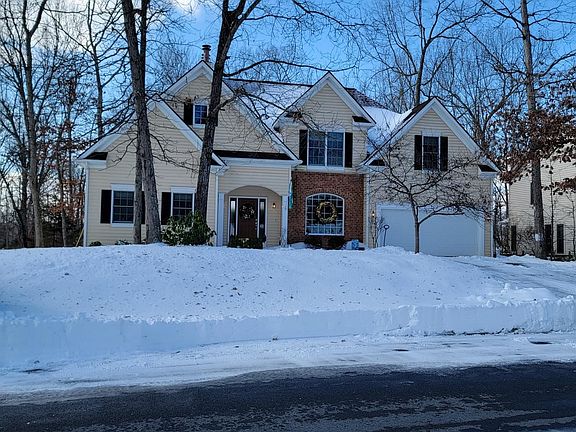 2nd image of 686 Wyndham Woods Cir
