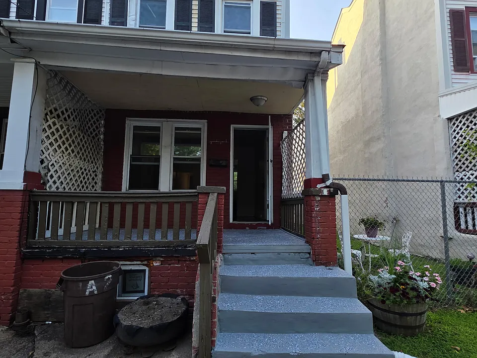 356 Walnut Ave