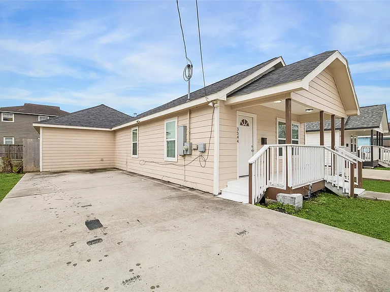3344 Simmons St — Photo 2