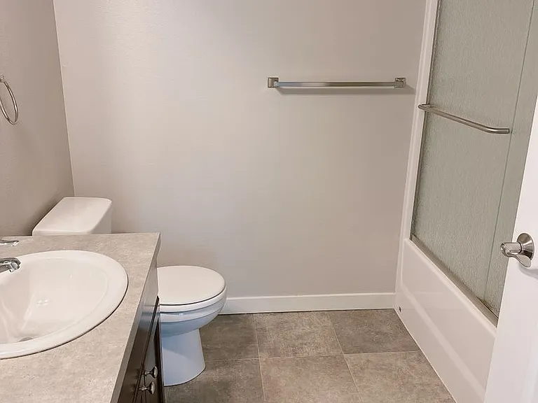 1117 N Garden St — Photo 31