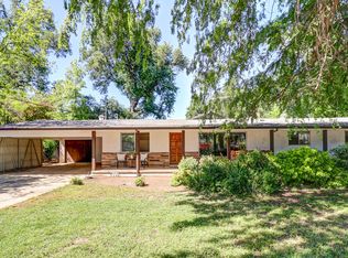 2520 Star Dr, Redding, CA 96001