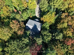 1077 Holiday Park Dr, Bracebridge, ON P1L 1W9