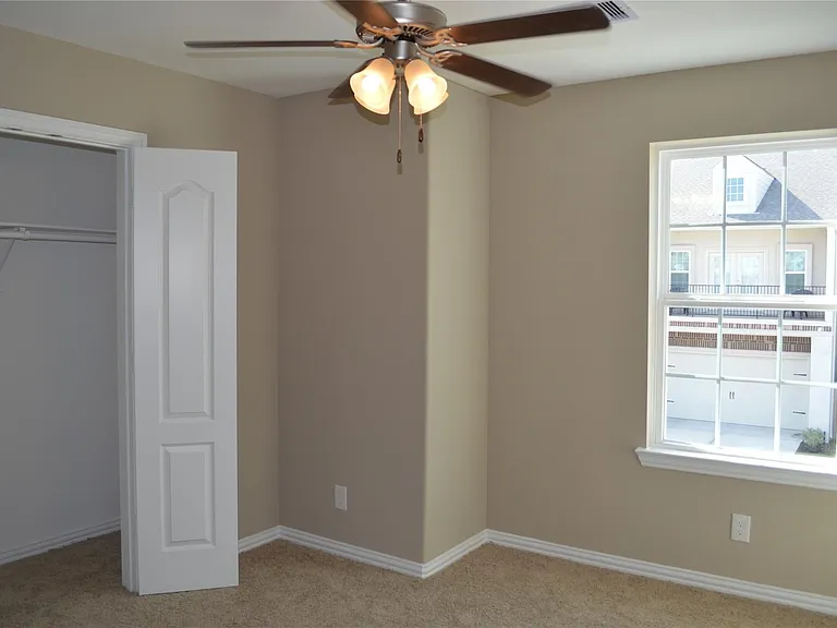 3230 Harmony Creek Ln — Photo 14