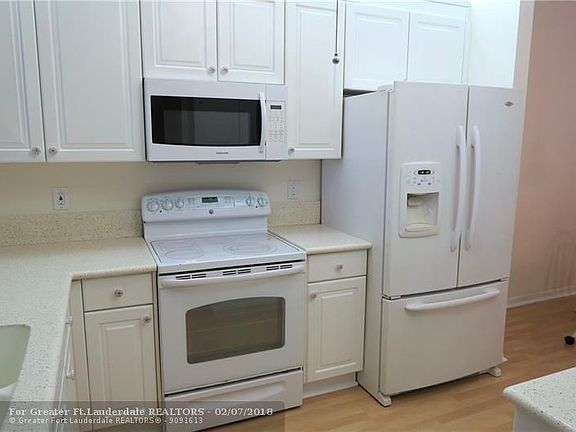 5th image of 7735 Yardley Dr APT 312