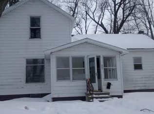 425 E Michigan Ave, Three Rivers, MI 49093