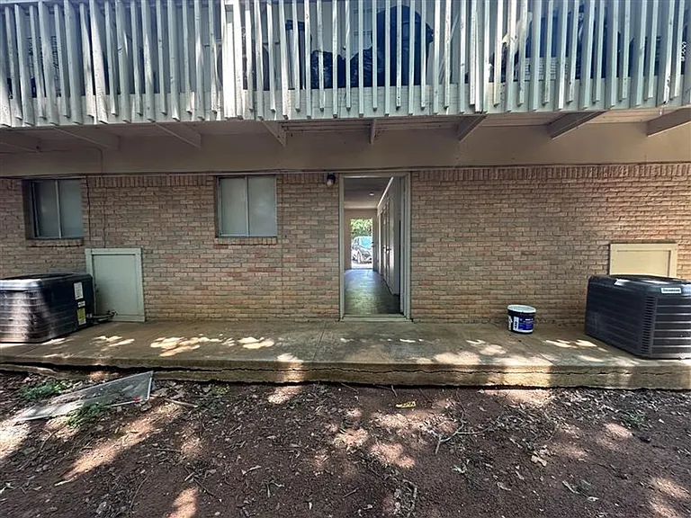 222 S Church St — Photo 15