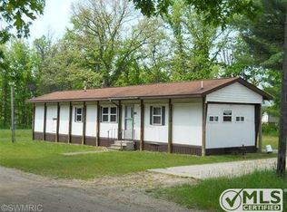 4346 S Sunset Dr, Baldwin, MI 49304