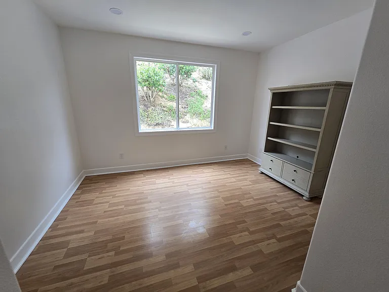 24932 Normans Way — Photo 12