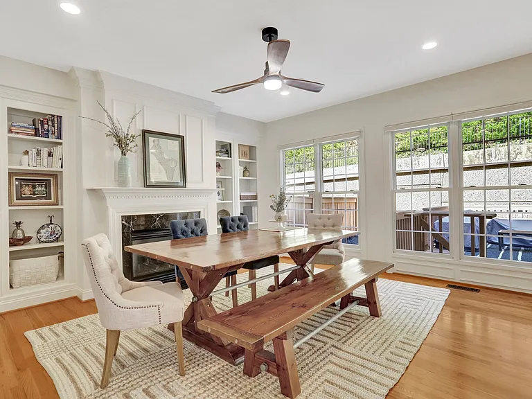 5231 Winter View Dr — Photo 25
