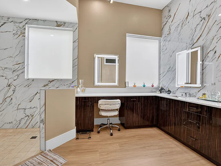 7843 Villa D Este Way — Photo 31