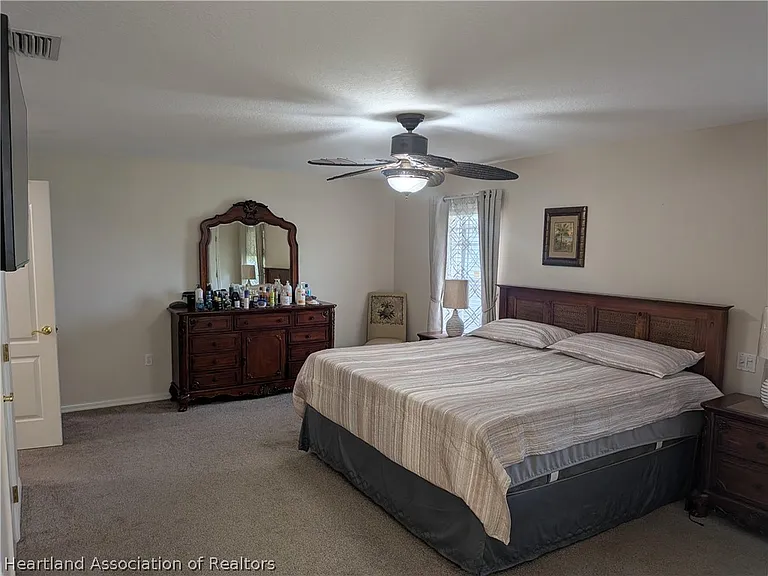 407 Maravilla Ave — Photo 18
