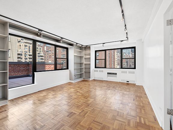 5th image of 110 E 36th St APT 11A