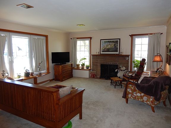 2nd image of N7807 Lakeshore Dr