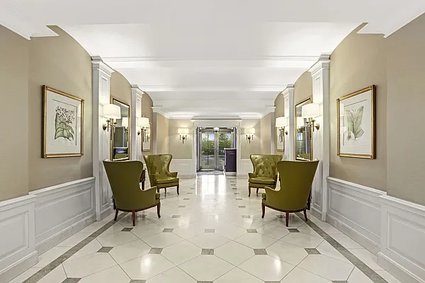 Sold by Compass | media 24