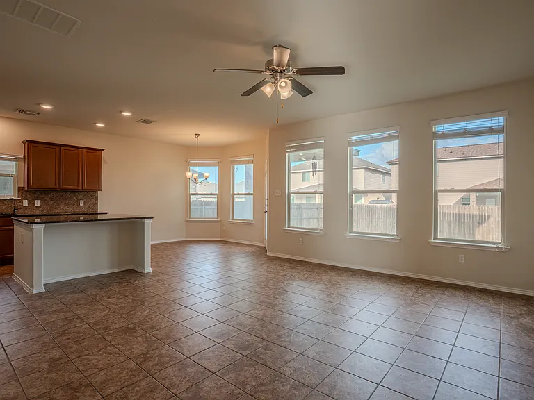 6217 Dorothy Muree Dr — Photo 5