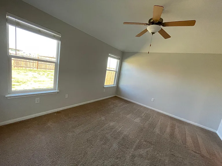 136 Voss — Photo 22