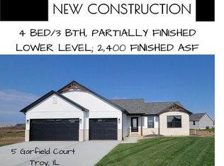 5 Garfield Ct, Troy, IL 62294